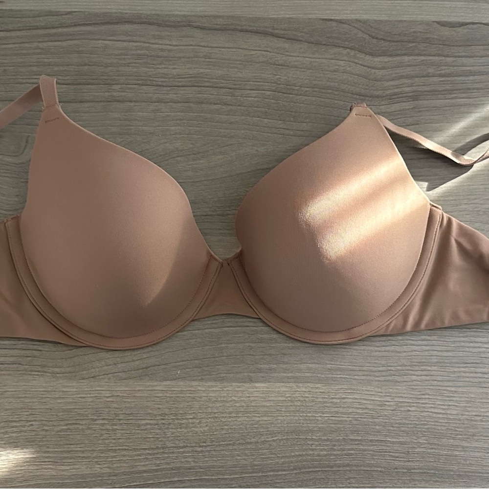 SKIMS FITS EVERYBODY T-SHIRT BRA | SIENNA 34C